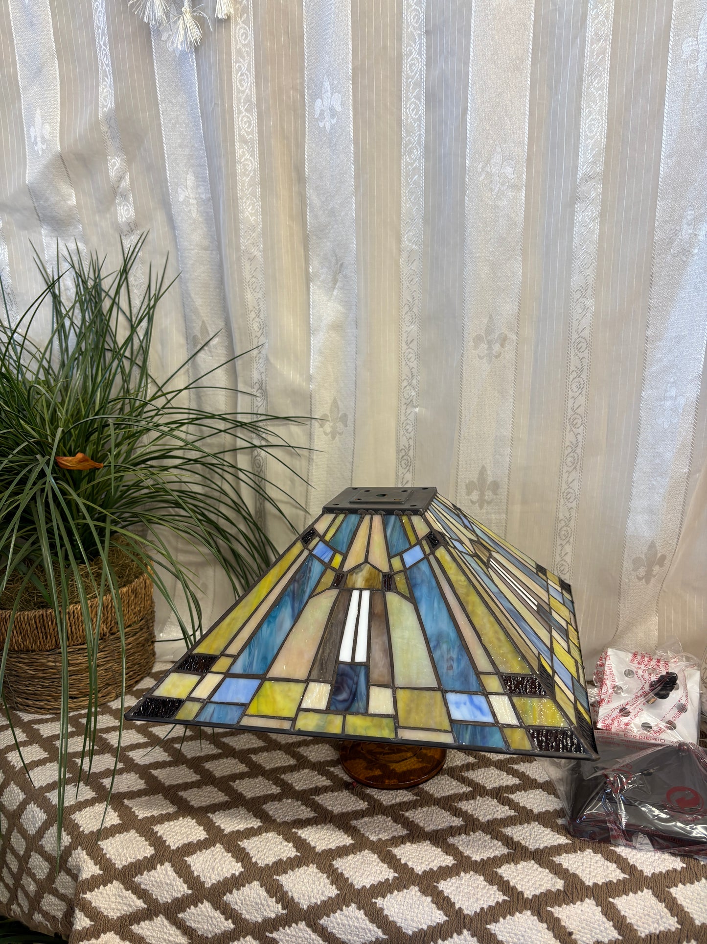 Tiffany Style Mission Stained Glass Ceiling Fixture – 14" Shade