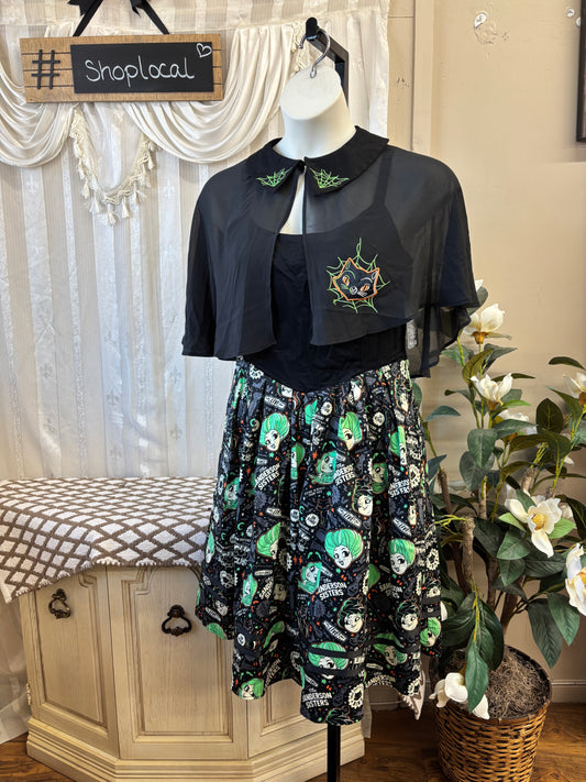 Disney Sanderson Sisters Skirt with Sheer Capelet – Size Large